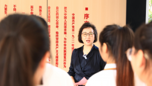 开封文职院领导讲授“开学第一课”