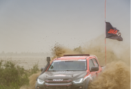 恐怖区变统治区，D-MAX 3.0T凭什么制霸英吾斯塘？