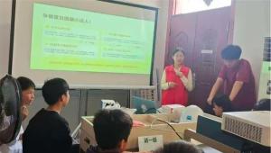 河南科技职业大学：把专业关爱送达乡村“一老一小”心坎上